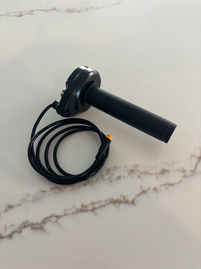 "Surron" style throttle for MacFox and Freego